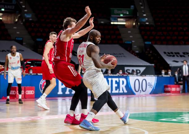 亚泰新鹏城 亚泰新鹏城