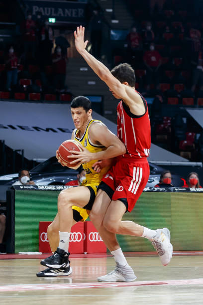 起球队的锋 起球队的锋