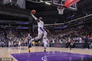 友谊赛中 友谊赛中